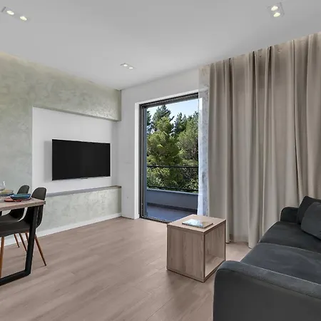 Lovre Apartamento *