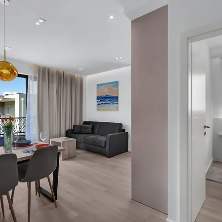 Lovre מאקרסקה